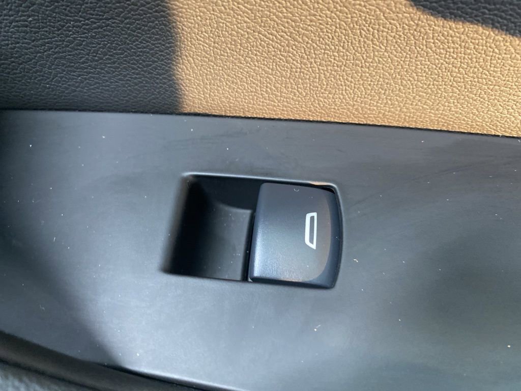 Used 2025 Chevrolet Blazer RS w/ Enhanced Convenience Package image 31