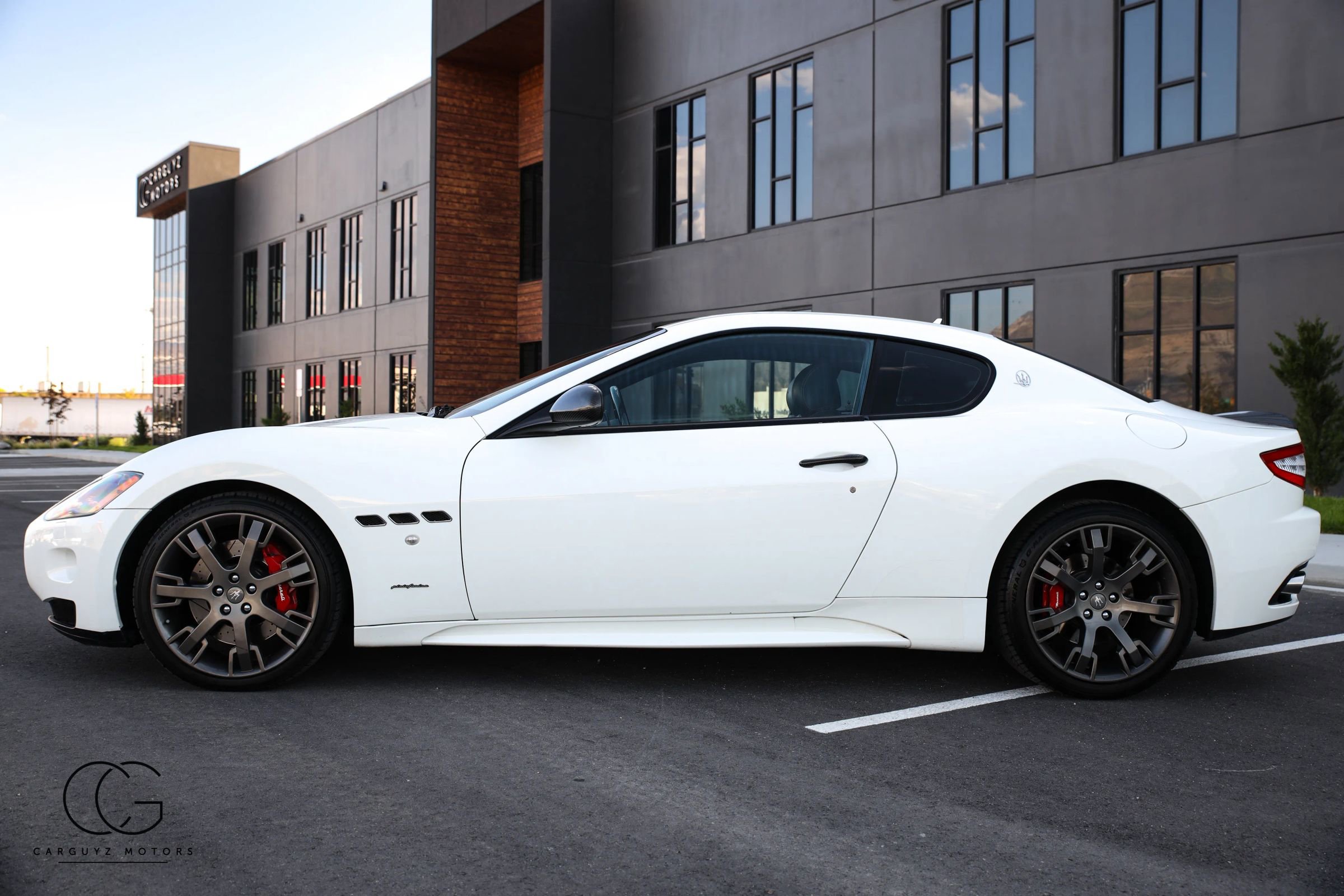 Used 2012 Maserati GranTurismo S image 11