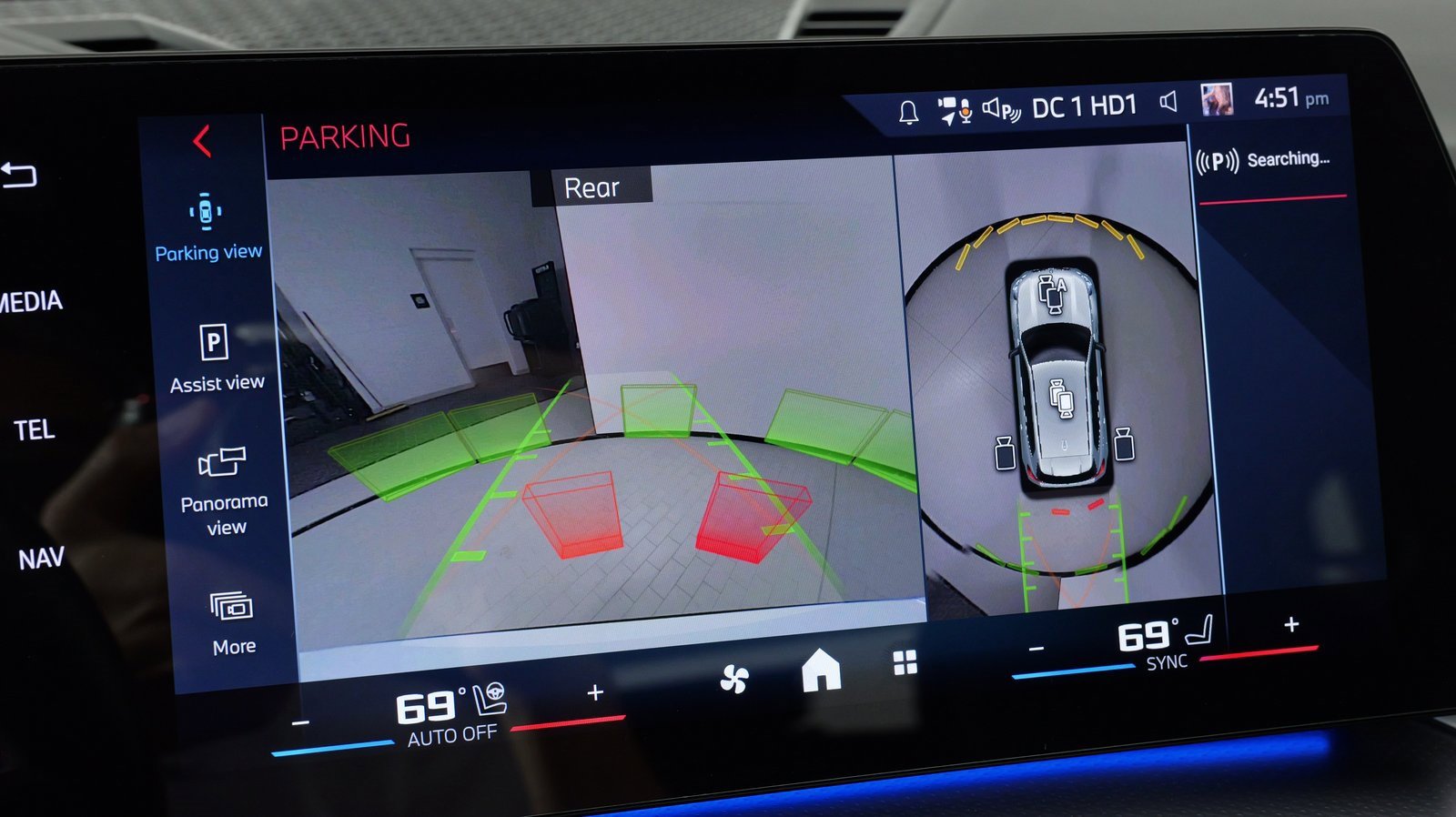 Used 2024 BMW X1 M35i w/ Premium Package image 57