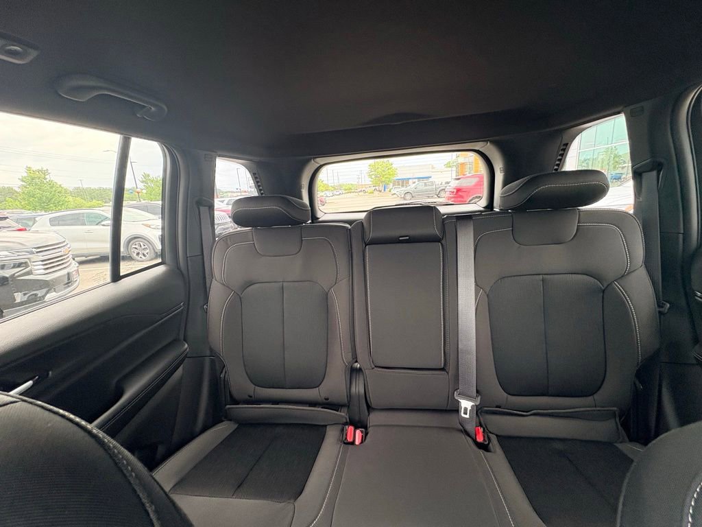 New 2026 Jeep Grand Cherokee Laredo RWD image 29