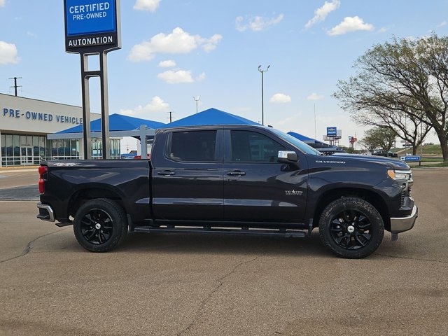 Used 2023 Chevrolet Silverado 1500 LT AWD/4WD image 4