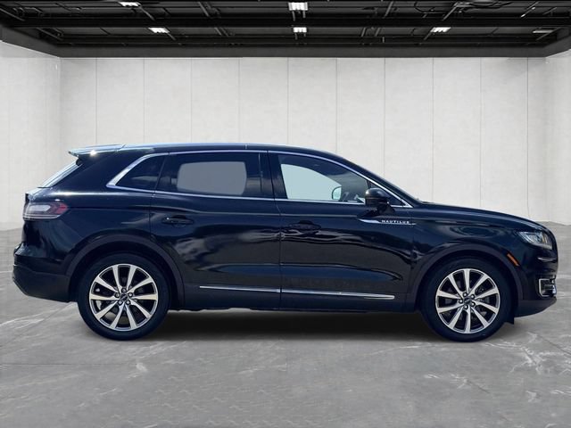 Used 2019 Lincoln Nautilus Select AWD/4WD image 4