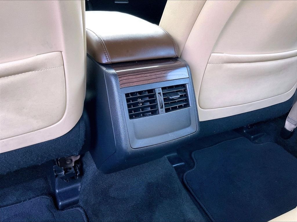 Used 2013 Toyota Avalon XLE FWD image 27