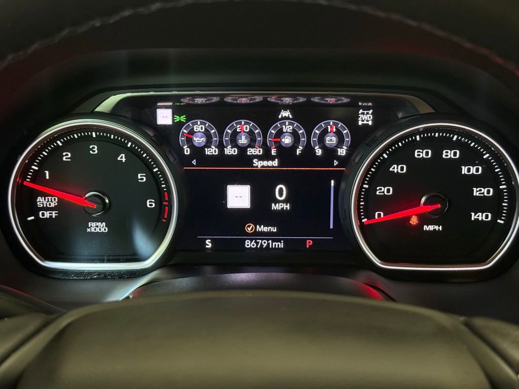 Used 2021 Chevrolet Suburban Premier w/ Premium Package AWD/4WD image 19