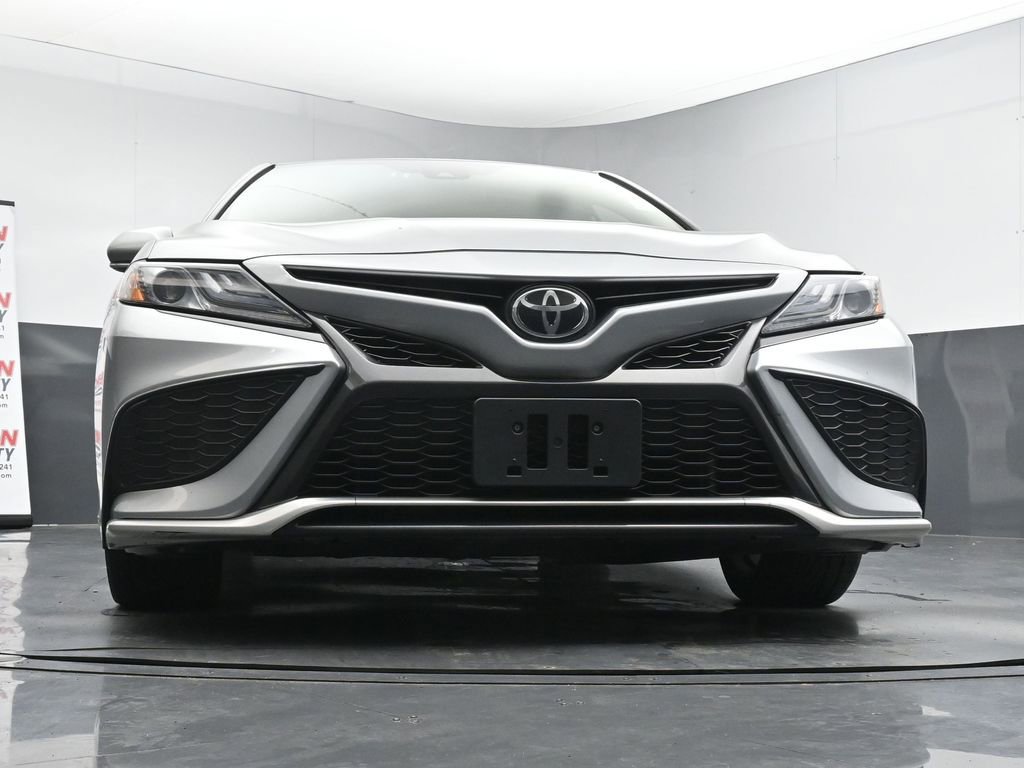 Used 2023 Toyota Camry XSE image 19