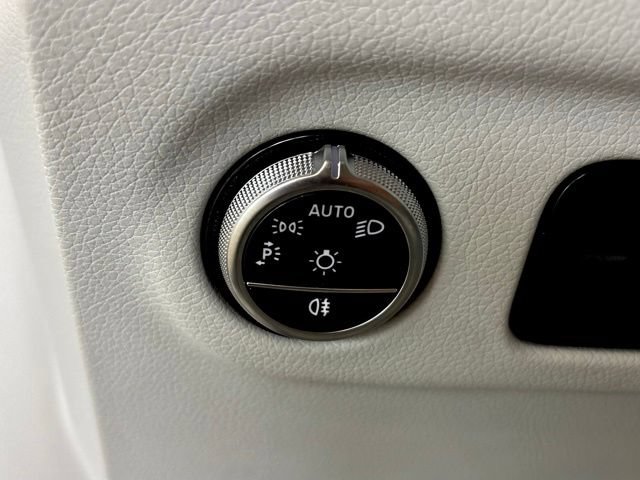 Certified 2023 Mercedes-Benz EQE AMG 4MATIC Sedan image 28