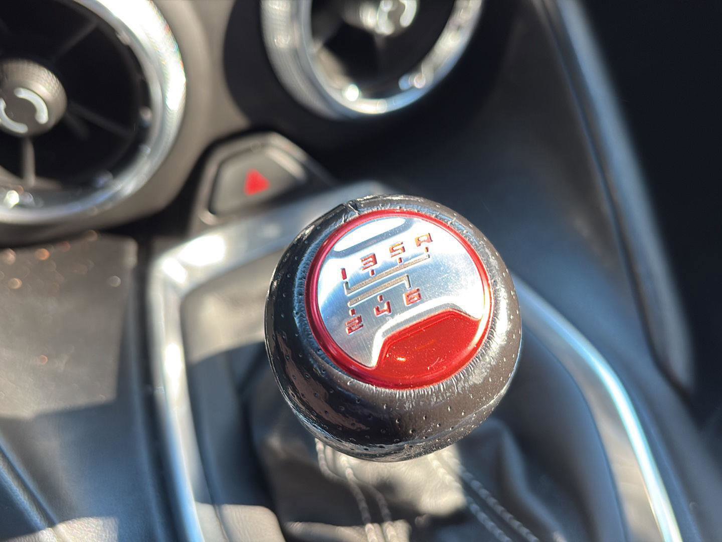 Used 2020 Chevrolet Camaro LT image 21