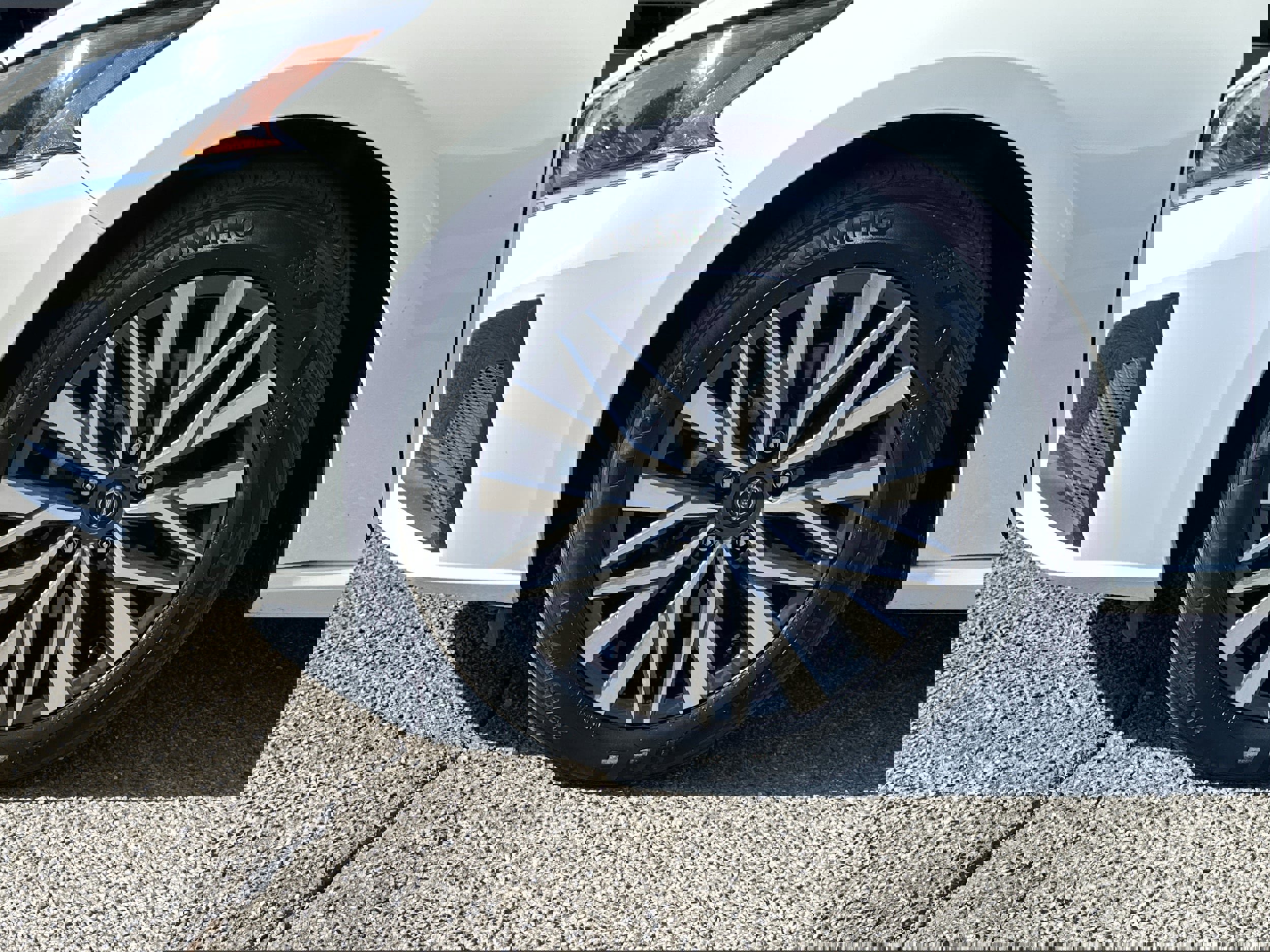 Used 2025 Nissan Altima 2.5 SV image 11