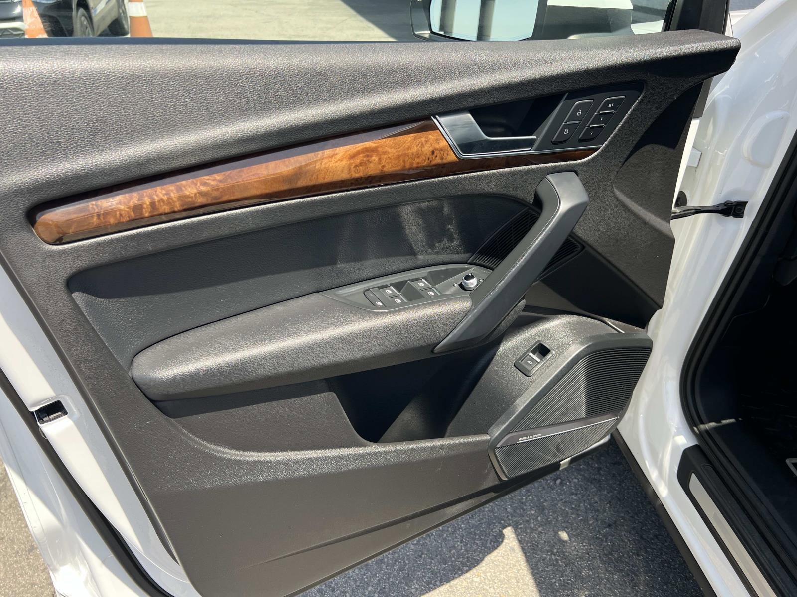 Used 2018 Audi Q5 2.0T Premium Plus w/ Premium Plus Package image 6