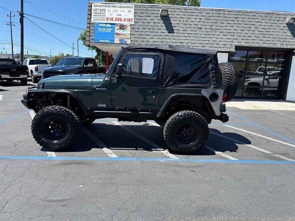 Used 2004 Jeep Wrangler 4WD w/ 30" Tire & Wheel Group image 7