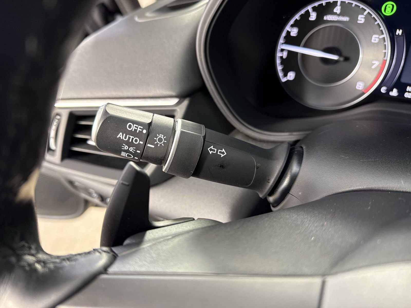 Certified 2023 Acura TLX w/ Technology Package image 17