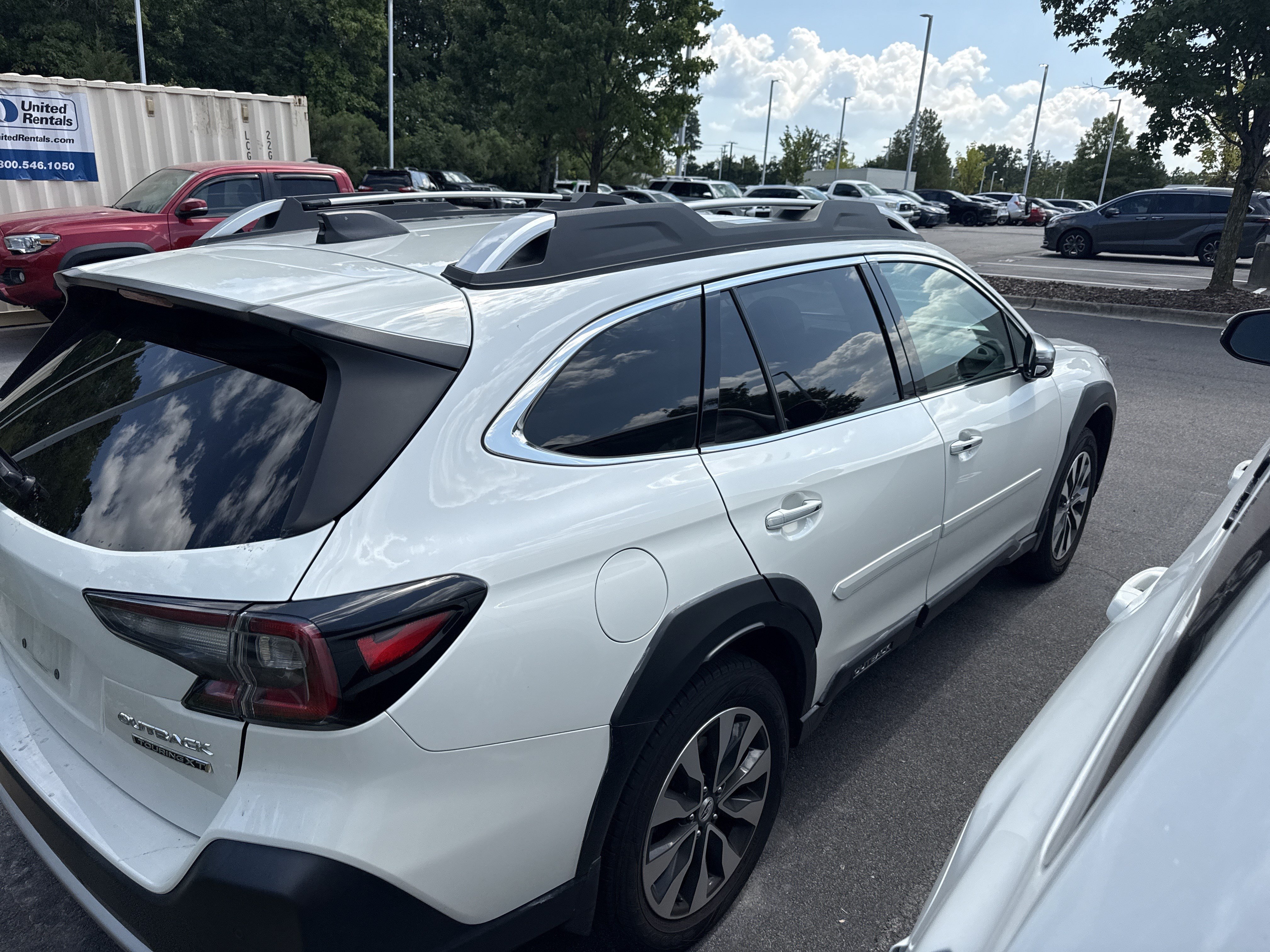 Used 2023 Subaru Outback Touring XT AWD/4WD image 6