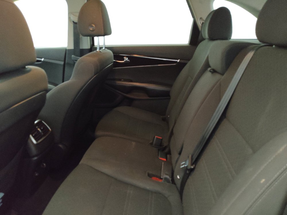 Used 2020 Kia Sorento S AWD/4WD image 18