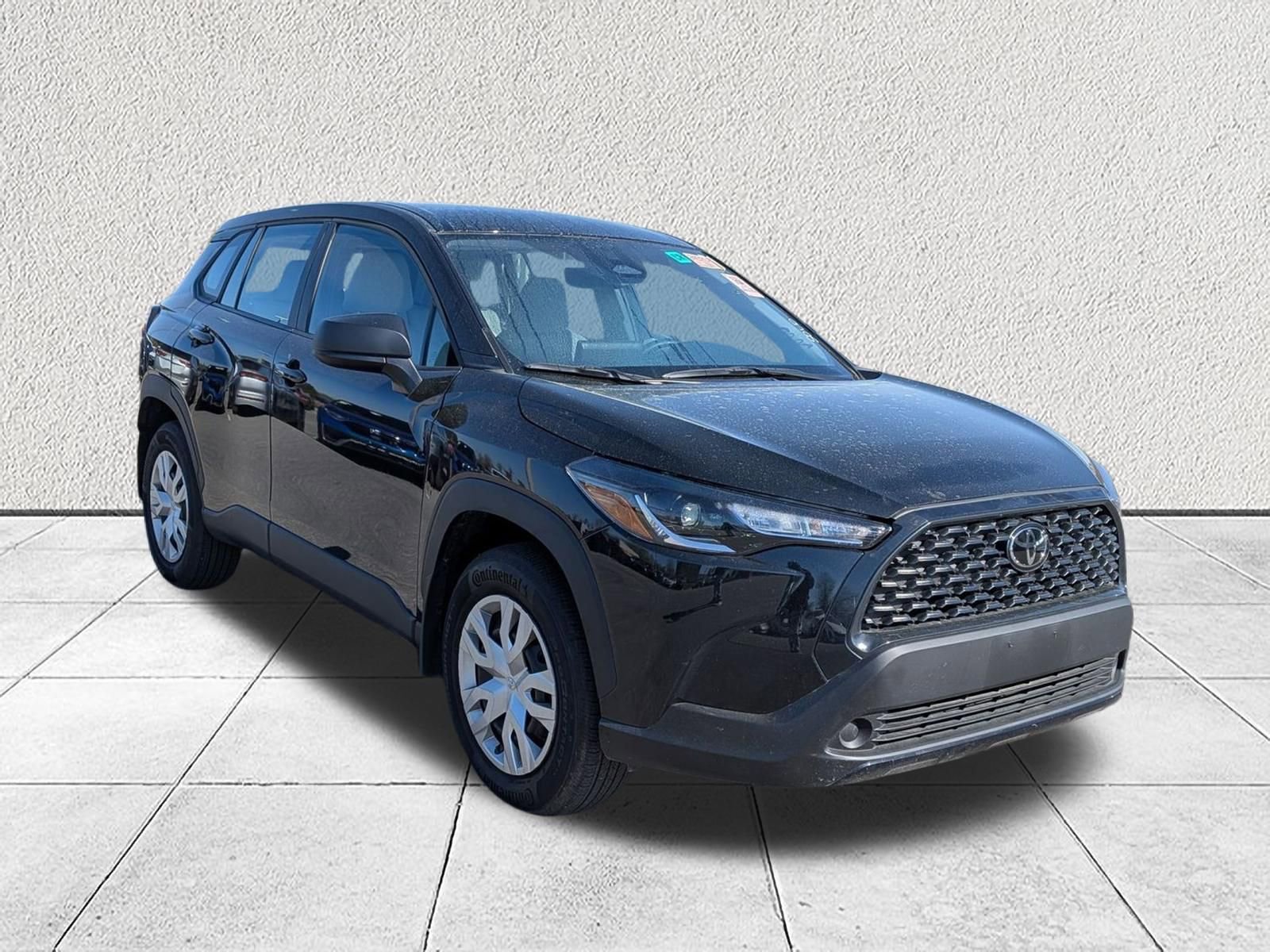 Used 2025 Toyota Corolla Cross L image 1