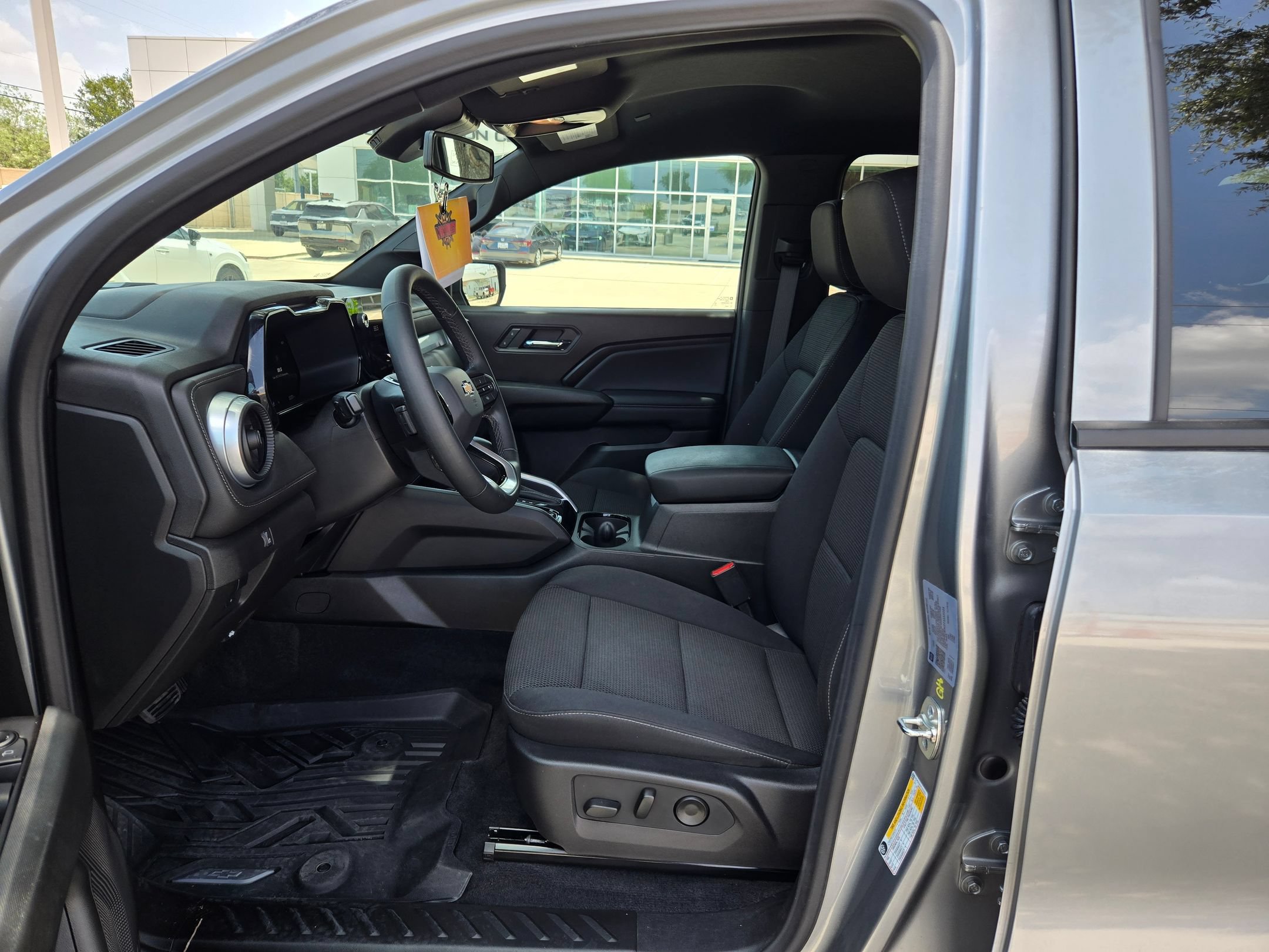 Certified 2026 Chevrolet Colorado LT w/ Advanced Trailering Package RWD image 9