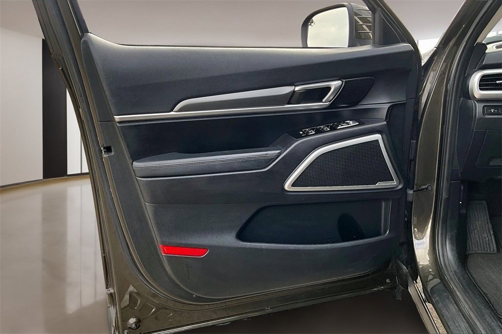 Used 2020 Kia Telluride S image 18