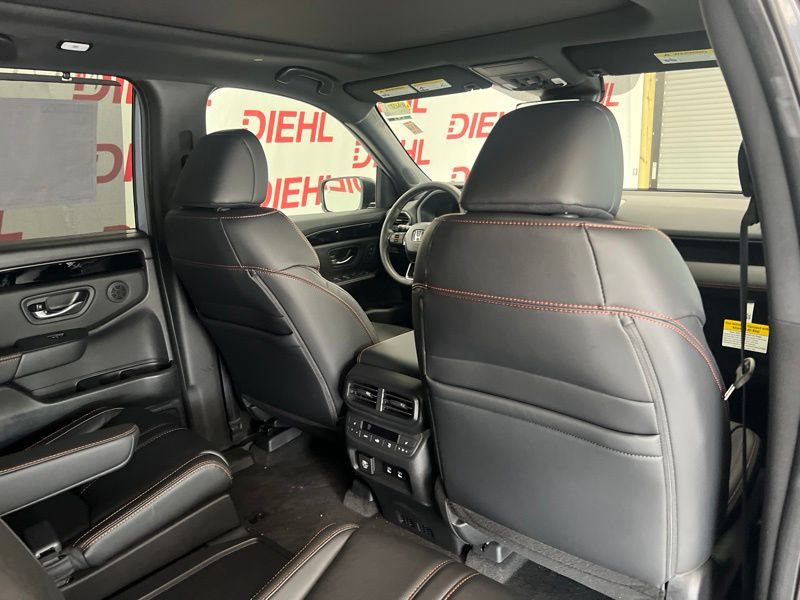 New 2026 Honda Pilot TrailSport image 12