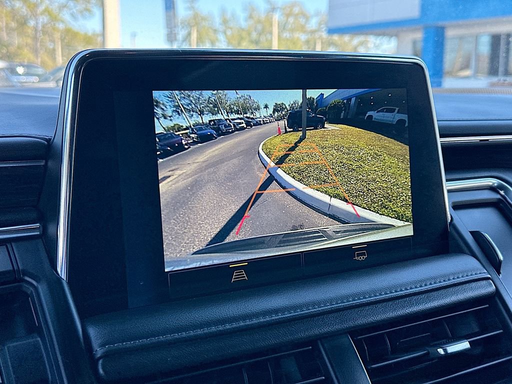 Certified 2024 Chevrolet Suburban LT image 14