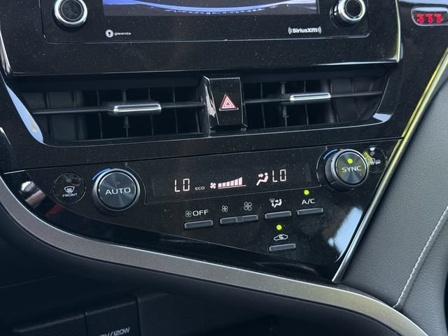 Used 2023 Toyota Camry SE AWD/4WD image 18