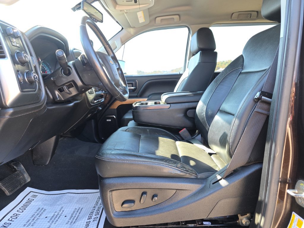 Used 2019 Chevrolet Silverado 2500 LTZ w/ Duramax Plus Package AWD/4WD image 16