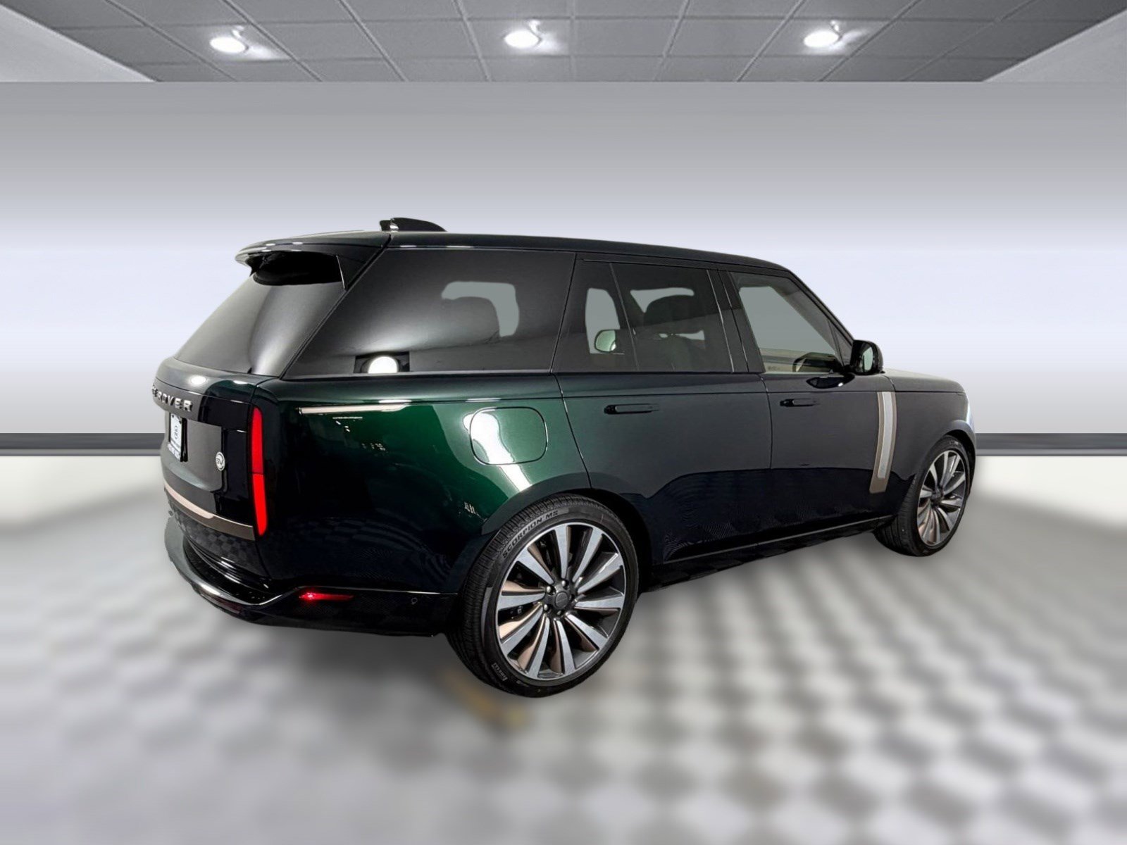 Used 2026 Land Rover Range Rover SV image 9