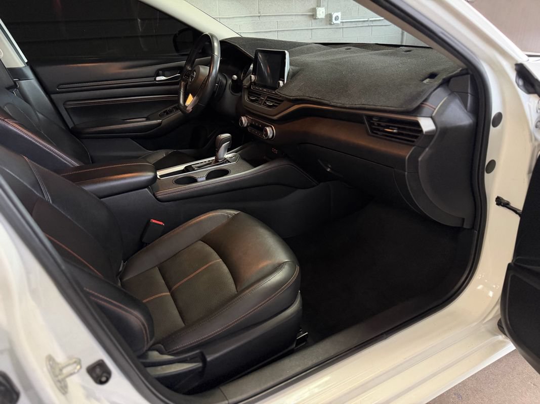 Used 2020 Nissan Altima 2.5 SR FWD image 26