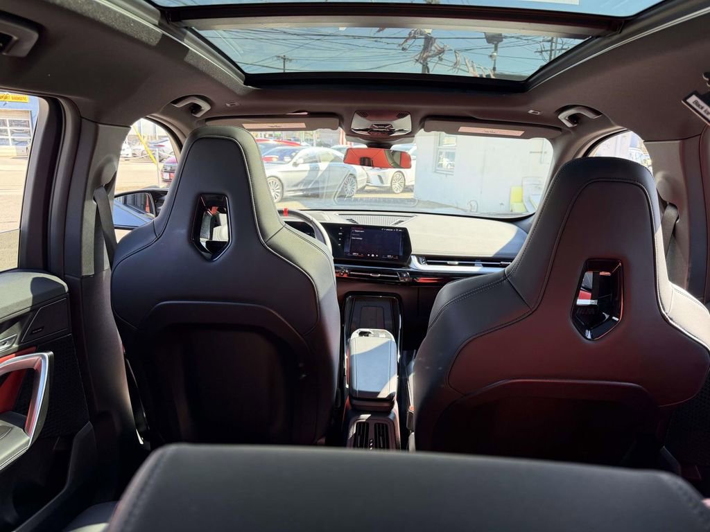 Used 2026 BMW X1 M35i image 9