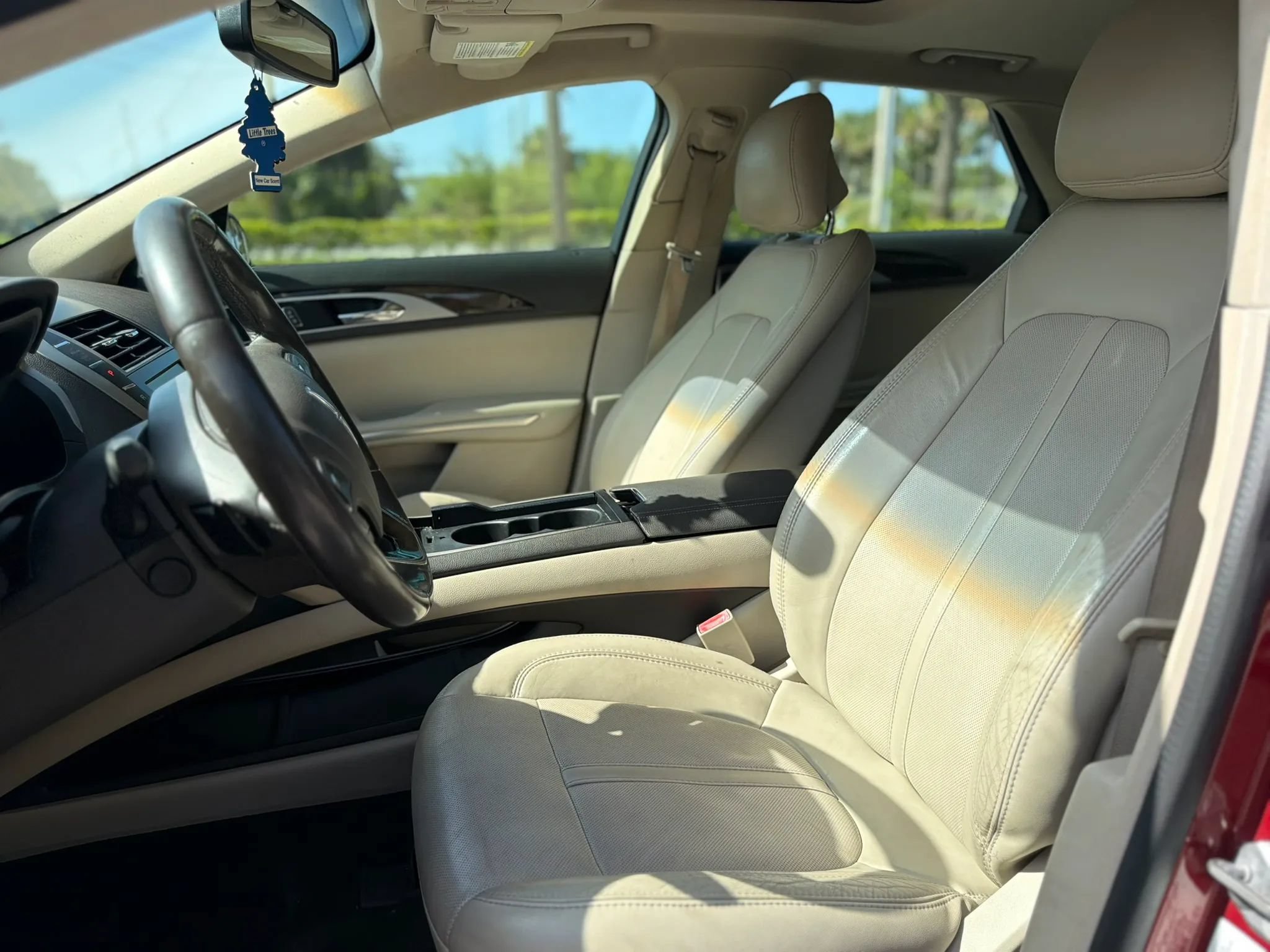 Used 2016 Lincoln MKZ w/ Equipment Group 300A Reserve FWD image 13