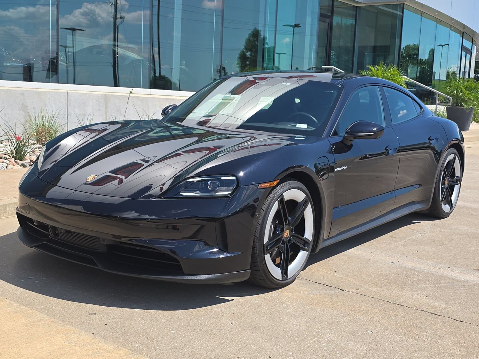 Certified 2025 Porsche Taycan RWD image 1