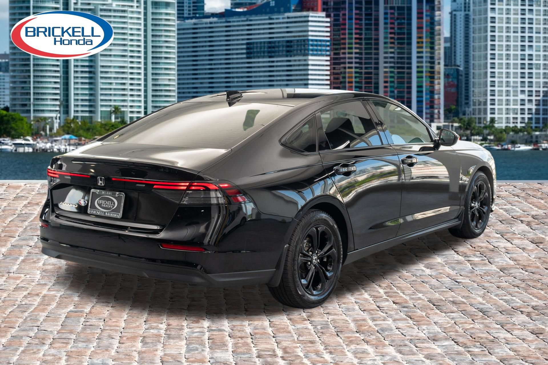 Certified 2025 Honda Accord SE image 8