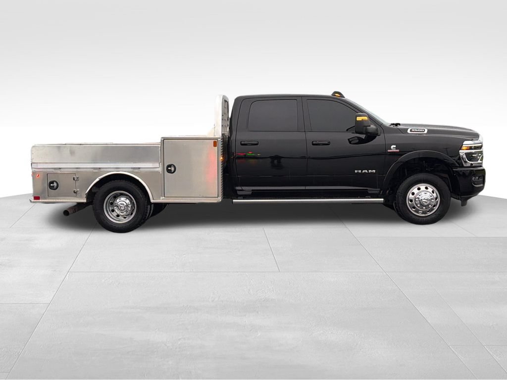 Used 2026 RAM 3500 Big Horn w/ Laramie Trim Package AWD/4WD image 21