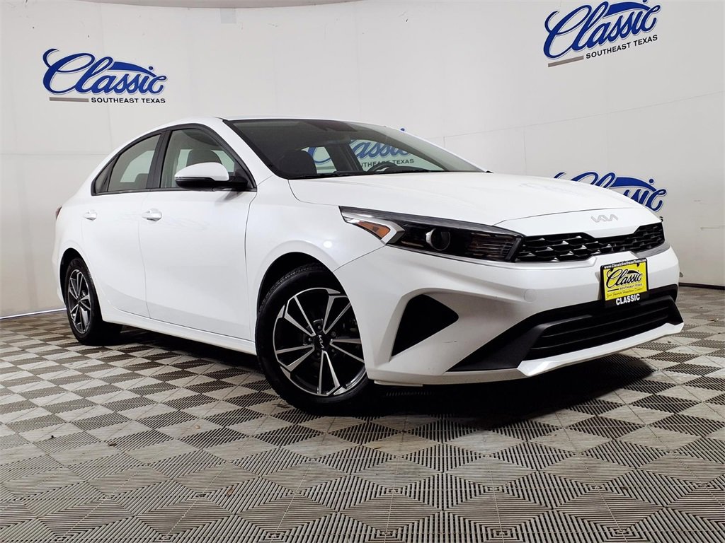 Used 2022 Kia Forte LXS w/ LXS Technology Package video 1