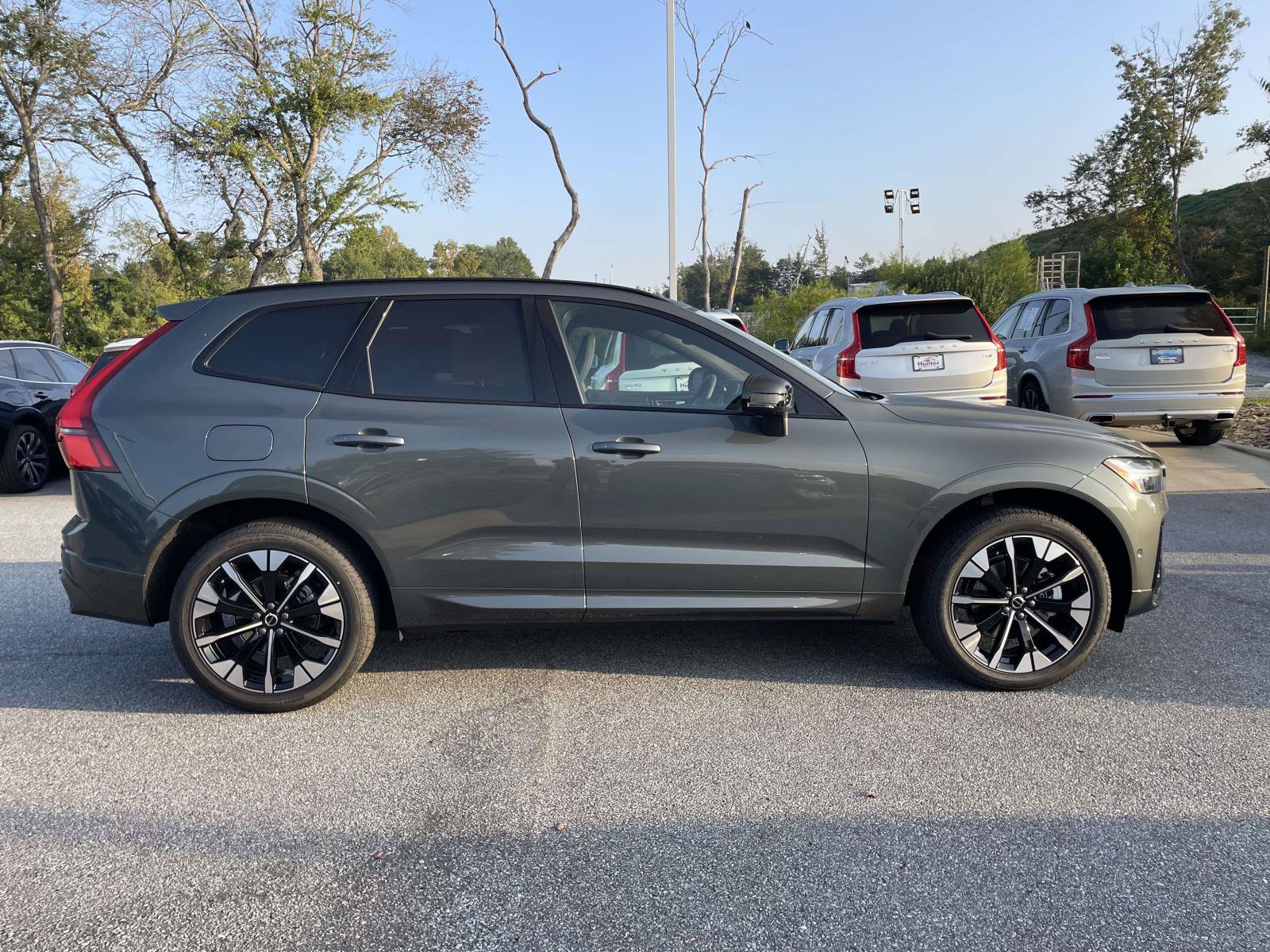 New 2027 Volvo XC60 B5 Plus AWD/4WD image 29