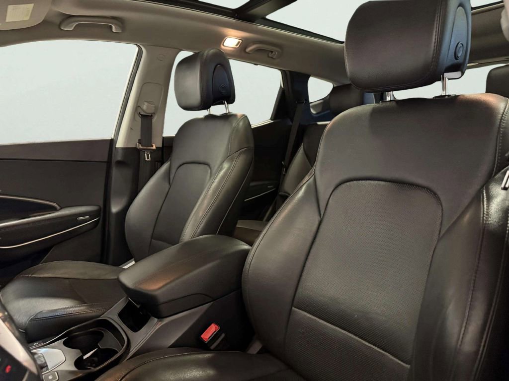 Used 2017 Hyundai Santa Fe Sport w/ 2.0T Ultimate Tech Package 05 image 18