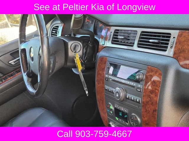 Used 2009 Chevrolet Silverado 1500 LTZ w/ White Diamond Edition AWD/4WD image 11