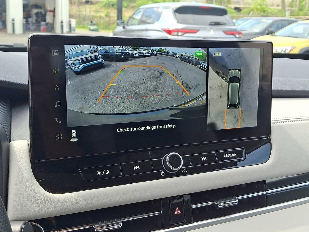 Used 2025 Mitsubishi Outlander SE AWD/4WD image 19