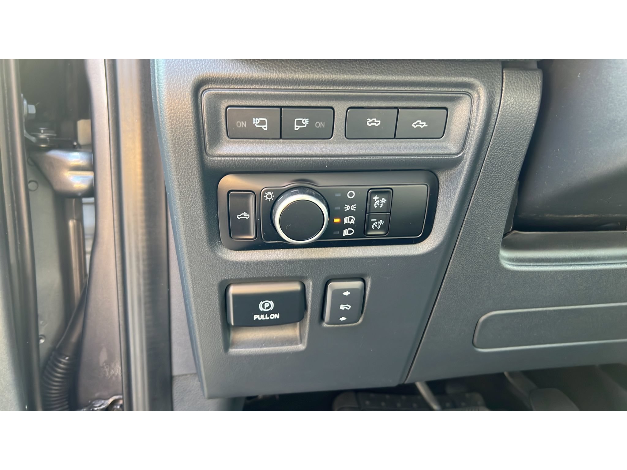Used 2023 Ford F150 Lightning Lariat w/ Equipment Group 511A High AWD/4WD image 23