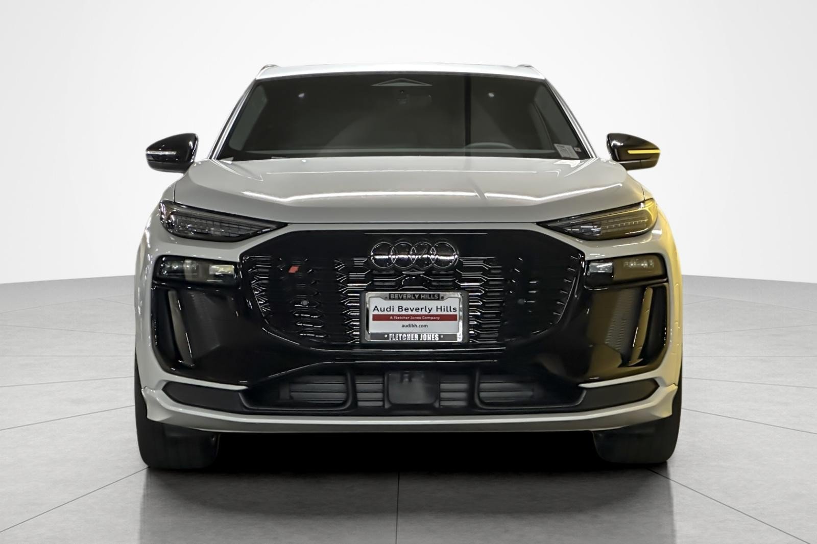 New 2027 Audi SQ6 e-tron Premium Plus AWD/4WD image 8