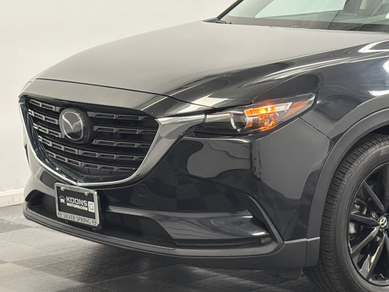 Used 2023 MAZDA CX-9 Touring Plus AWD/4WD image 2