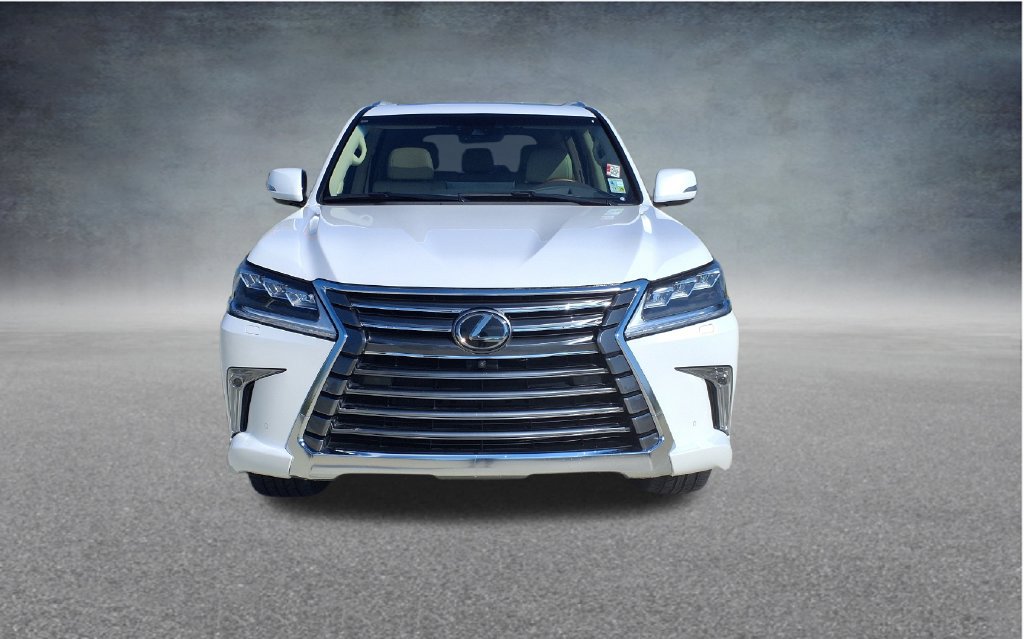 Used 2021 Lexus LX 570 4WD w/ Luxury Package image 2