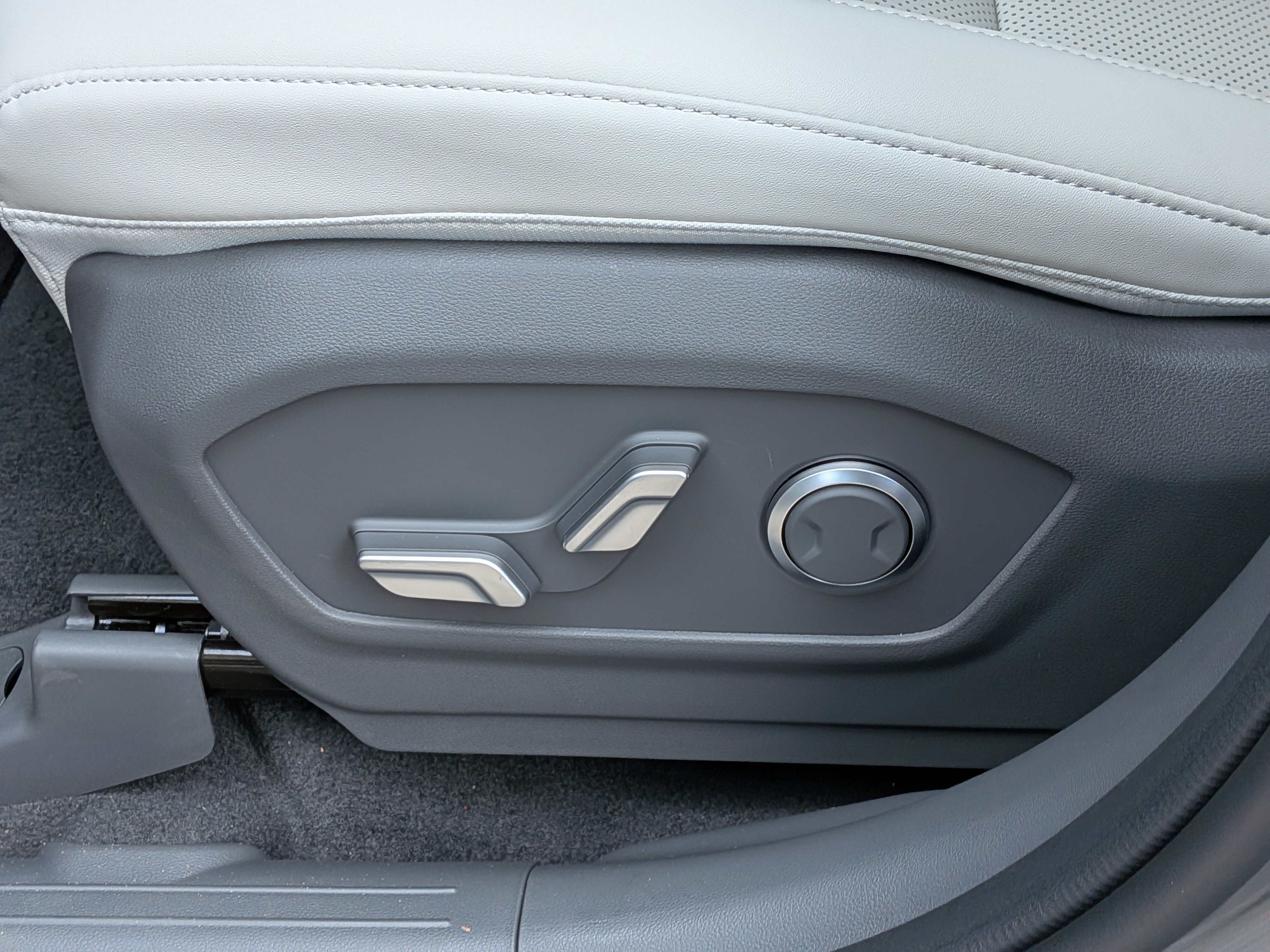 New 2026 Hyundai Santa Fe SE FWD image 20