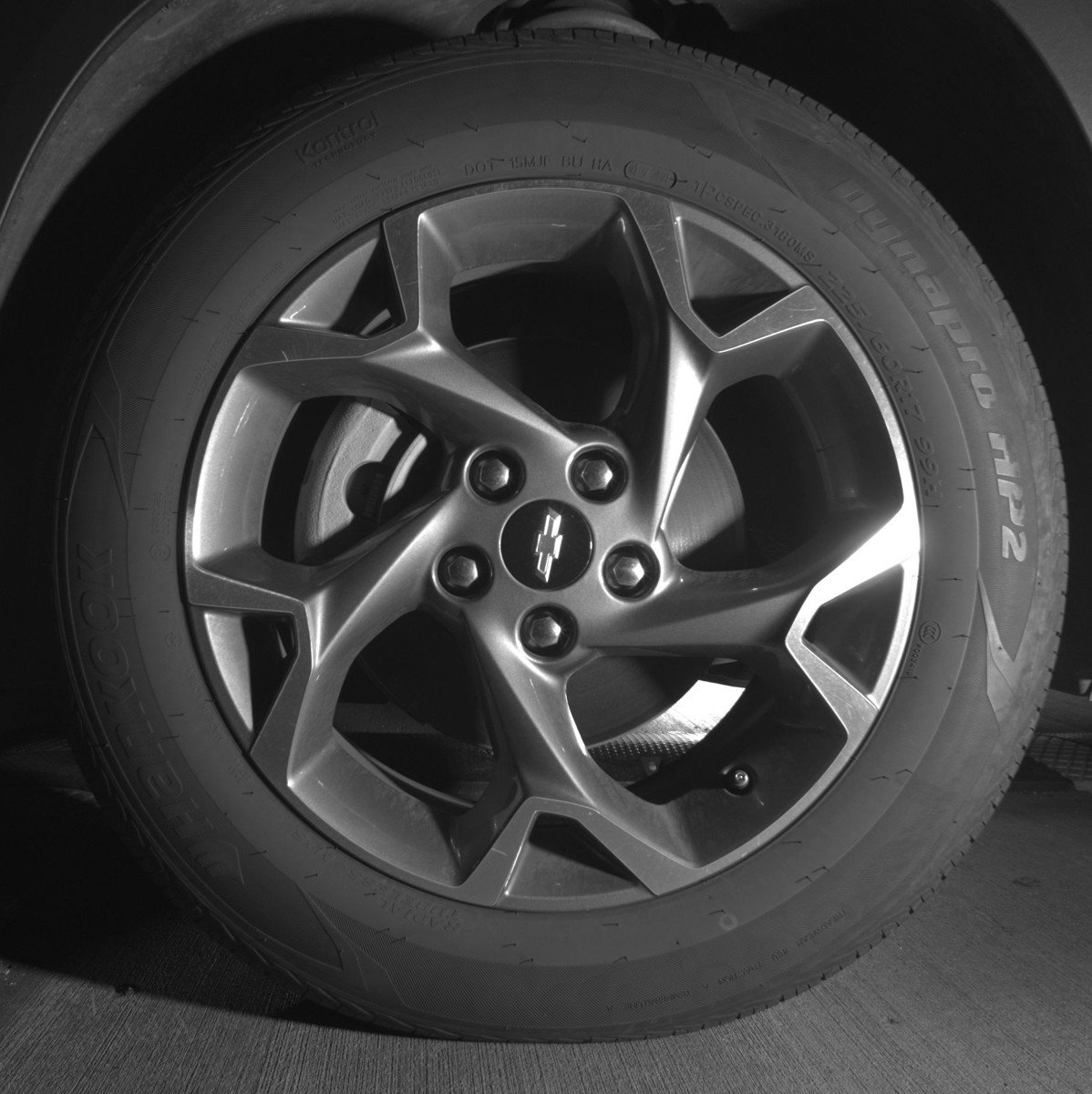 Used 2025 Chevrolet Trax LT FWD image 12