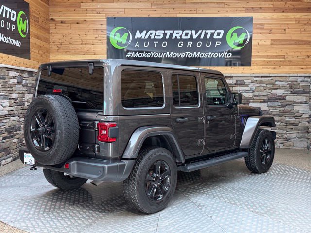 Used 2022 Jeep Wrangler Unlimited Sahara AWD/4WD image 9
