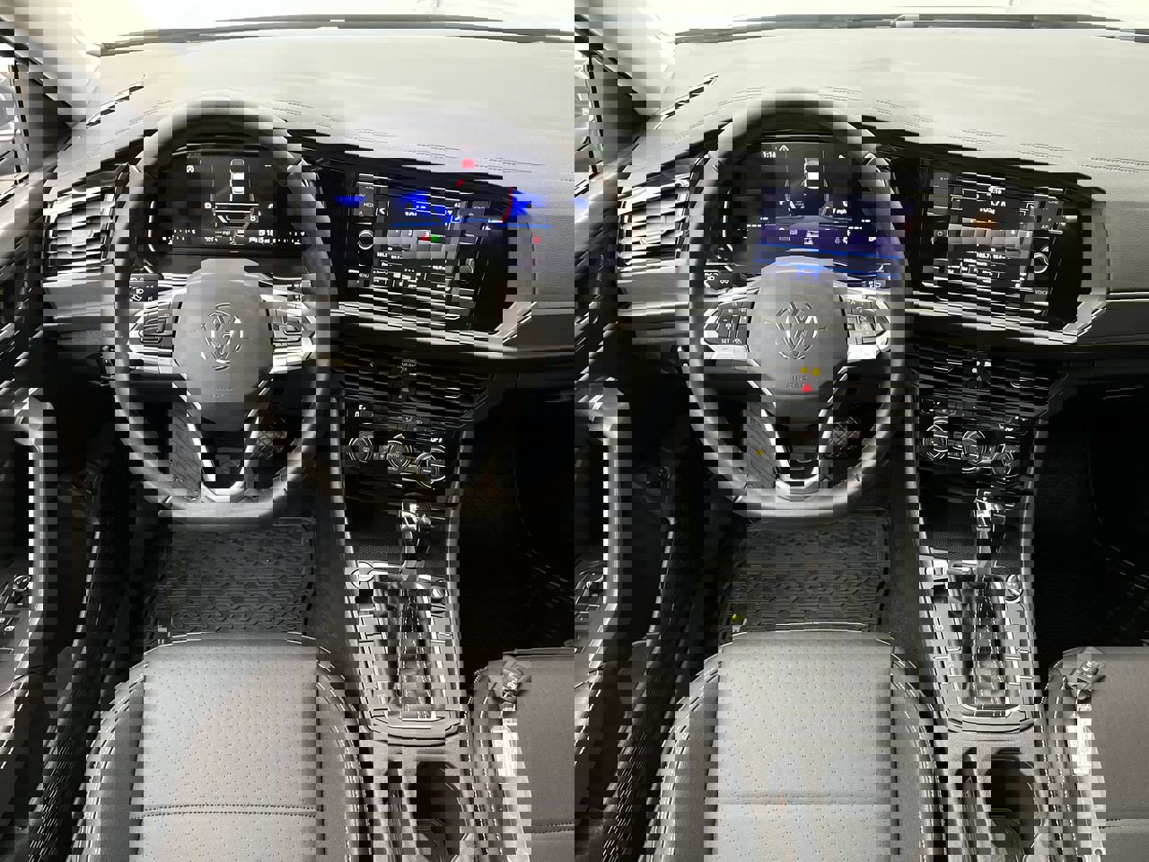 Used 2024 Volkswagen Jetta SE w/ Panoramic Sunroof Package image 14