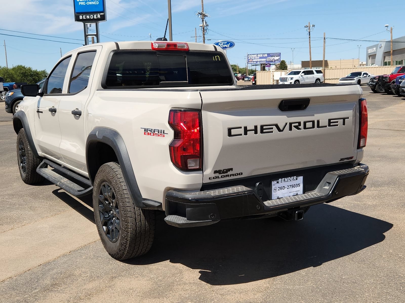 Used 2026 Chevrolet Colorado Trail Boss AWD/4WD image 3