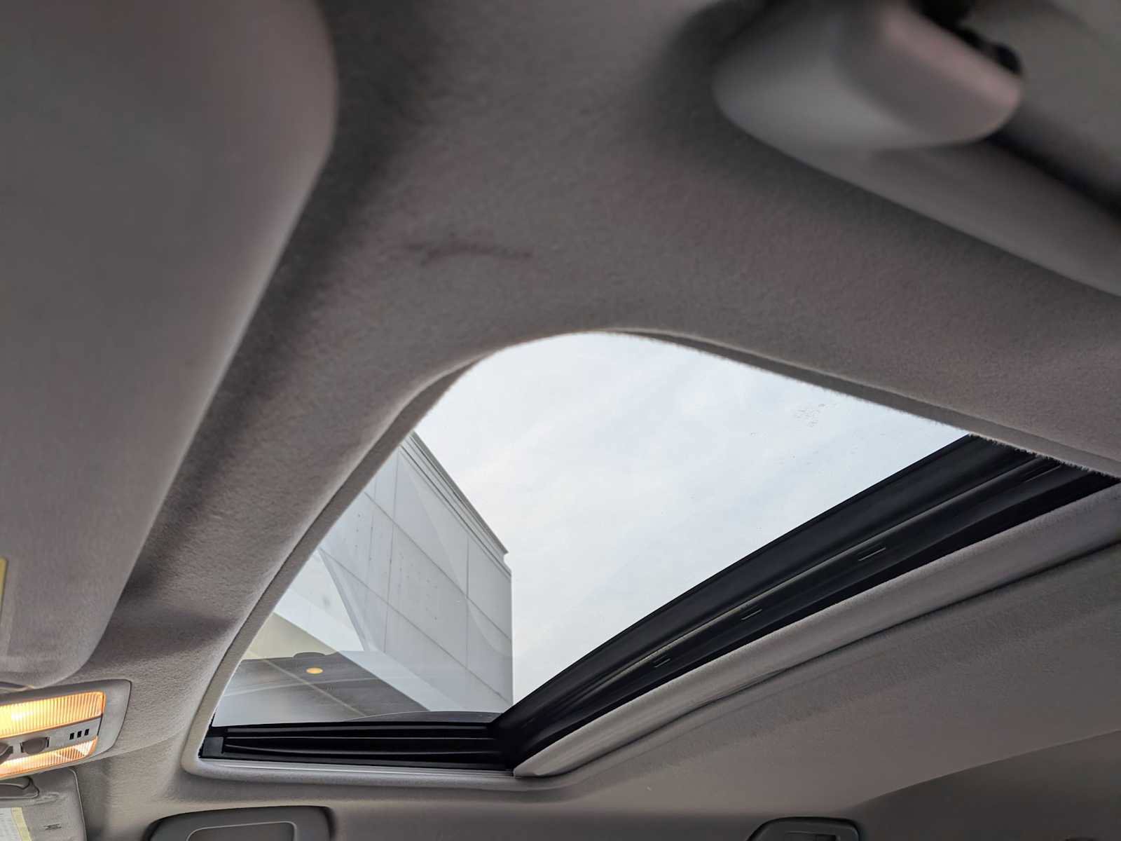 Used 2011 Toyota RAV4 Limited w/ Limited Extra Value Pkg image 15