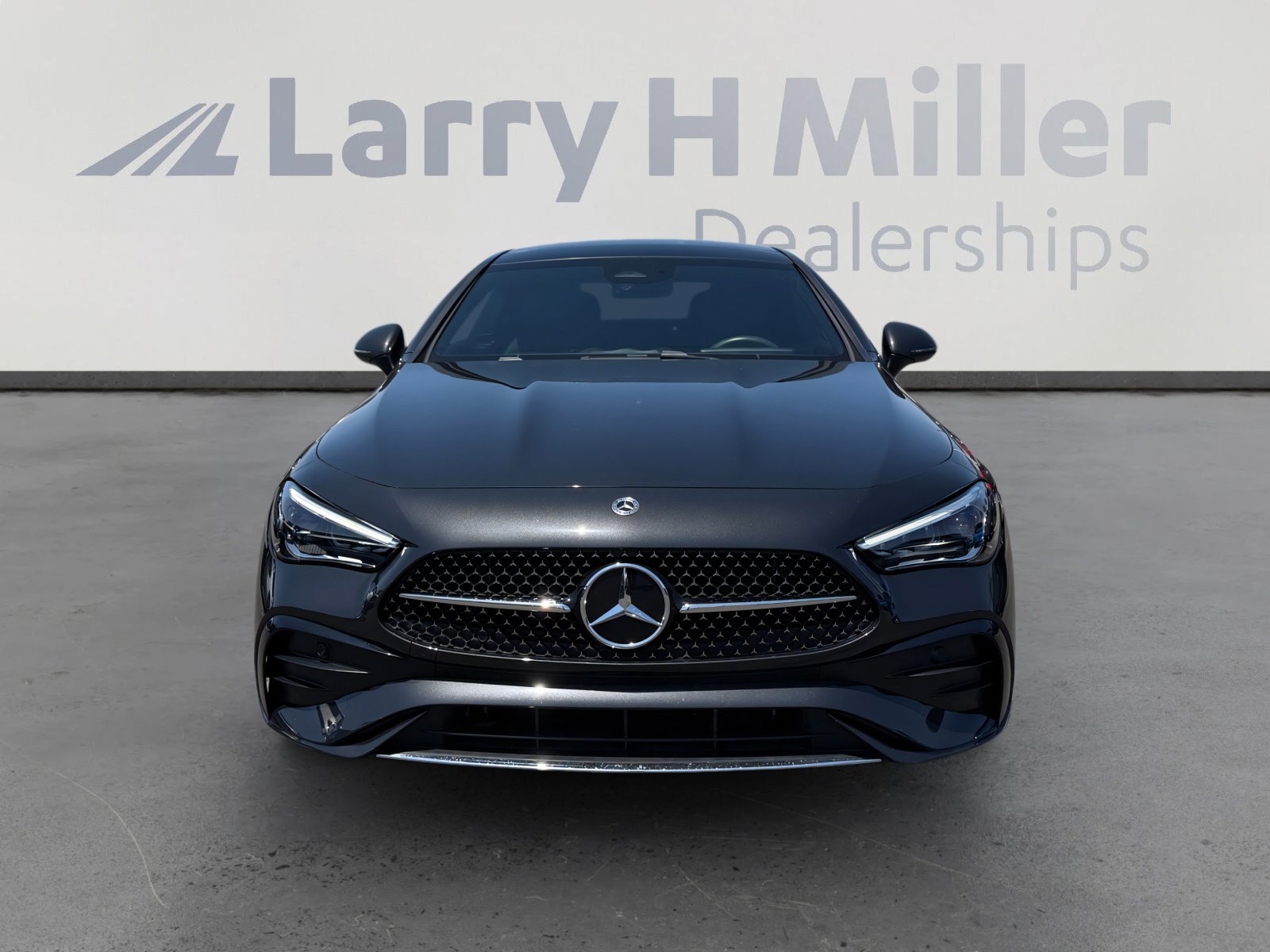 Used 2025 Mercedes-Benz CLE 300 4MATIC Coupe image 8