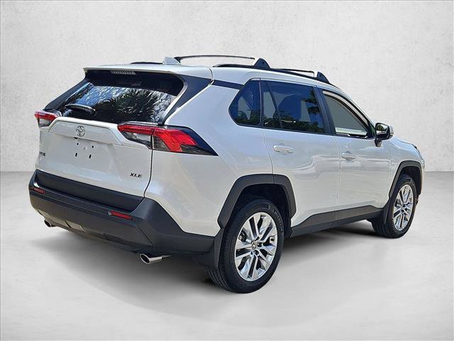 Used 2025 Toyota RAV4 XLE Premium FWD image 5