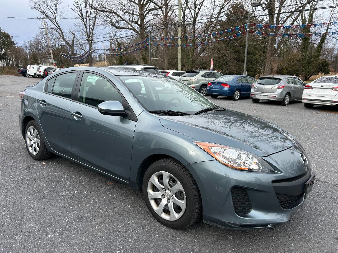 Used 2012 MAZDA MAZDA3 i Sport image 3