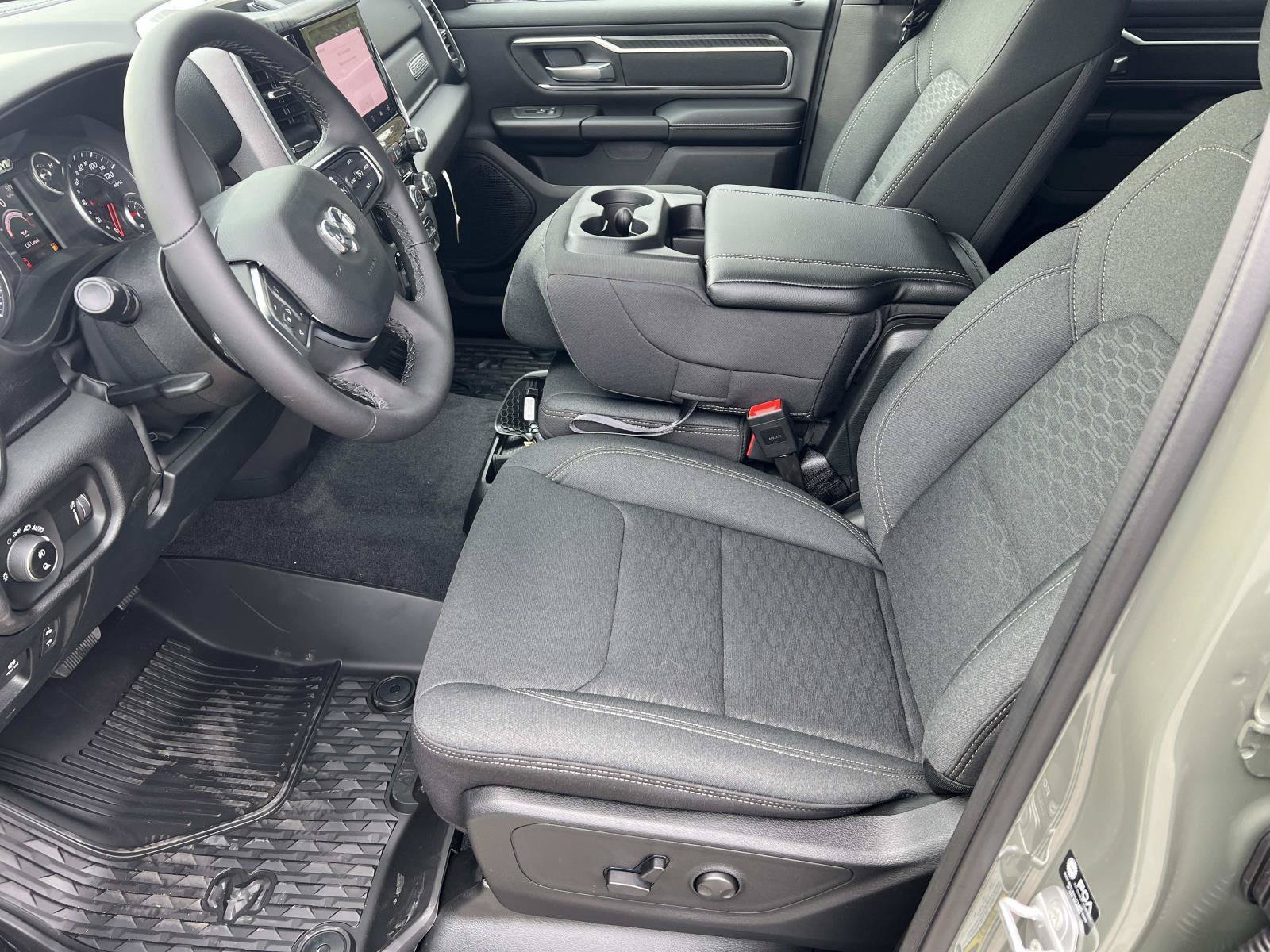 New 2026 RAM 1500 Big Horn AWD/4WD image 16
